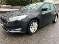 Gebraucht Ford Focus 120 PS (88 kW) 2015 Schwarz Kombi