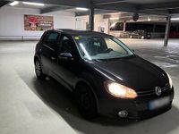 Gebraucht VW Golf VI 105 PS (77 kW) 2010 Schwarz Kleinwagen