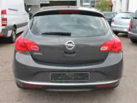 Gebraucht Opel Astra Active 116 PS (85 kW) 2013 Grau Limousine