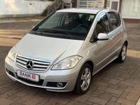 Gebraucht Mercedes A200 136 PS (100 kW) 2010 Silber Kleinwagen