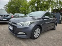 Gebraucht Hyundai i20 90 PS (66 kW) 2016 Grau Limousine