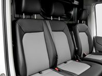 Gebraucht VW Crafter 140 PS (102 kW) 2024 Weiss Van