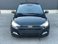 Gebraucht Hyundai i20 YES! 84 PS (61 kW) 2018 Schwarz Limousine