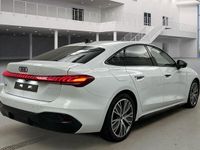 Second-hand Audi A5 S-line plus 204 CP (150 kW) 2025 Alb Berlinǎ
