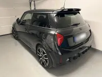 Gebraucht Mini Cooper 114 kW (156 PS) 2025 Schwarz Kleinwagen