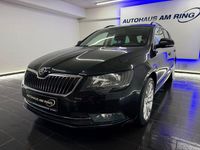 Gebraucht Skoda Superb Exclusive 140 PS (102 kW) 2014 Schwarz Kombi