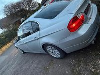 Gebraucht BMW 325 2005 Silber Limousine