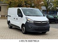 Gebraucht Opel Vivaro 120 PS (88 kW) 2017 Weiß Van / Kleinbus