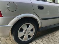 Używany Opel Astra 90 KM (66 kW) 1993 Sedan/Limuzyna