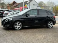 Gebraucht Mercedes B200 Urban 136 PS (100 kW) 2015 Kosmosschwarz  metalliclack Kleinwagen