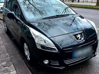 gebraucht Peugeot 5008 112Ps Schwarz