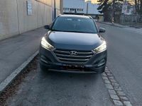 Gebraucht Hyundai Tucson 184 PS (135 kW) 2016 Silber SUV
