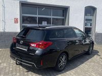 Gebraucht Toyota Auris Edition 124 PS (91 kW) 2014 Schwarz Kombi