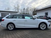 Gebraucht Skoda Octavia Ambition 116 PS (85 kW) 2021 Weiß Kombi