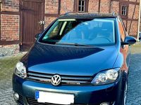 Używany VW Golf Team 105 KM (77 kW) 2011 Niebieski Minivan