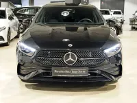 Neu Mercedes A180 AMG 136 PS (100 kW) 2025 Schwarz Limousine