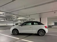 Gebraucht Audi A1 Design 90 PS (66 kW) 2012 Weiß Kleinwagen