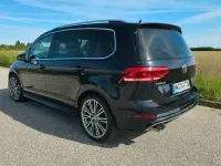 Gebraucht VW Touran Highline 150 PS (110 kW) 2017 Schwarz Van / Kleinbus