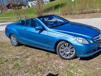 Gebraucht Mercedes E220 170 PS (125 kW) 2011 Blau Cabrio