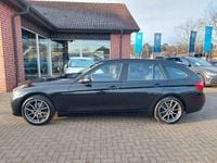 Gebraucht BMW 318 Advantage 136 PS (100 kW) 2016 Schwarz Kombi