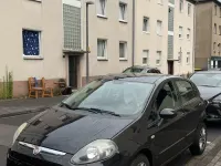 Gebraucht Fiat Punto 77 PS (56 kW) 2011 Schwarz Kleinwagen