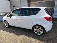 Second-hand Opel Meriva 120 CP (88 kW) 2011 Alb Monovolum