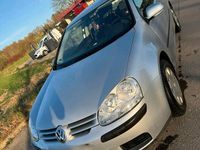Gebraucht VW Golf V 75 PS (55 kW) 2005 Silber Kleinwagen