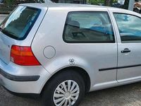 Second-hand VW Golf 100 CP (73 kW) 1998 Argintiu Coupe