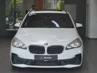 Gebraucht BMW 225 Advantage 136 PS (100 kW) 2019 Mineralweiss metallic Van / Kleinbus
