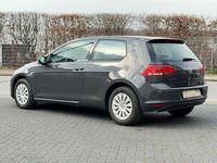 Gebraucht VW Golf VII Trendline 86 PS (63 kW) 2016 Grau Kleinwagen
