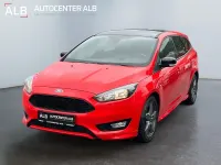 Używany Ford Focus ST-Line 150 KM (110 kW) 2017 Czerwony Kombi