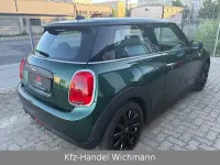 Gebraucht Mini ONE 102 PS (75 kW) 2017 Grün Kleinwagen
