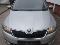 Gebraucht Skoda Rapid 90 PS (66 kW) 2015 Silber Kombi