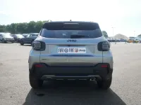 Neu Jeep Avenger Overland 145 PS (106 kW) 2026 Grau SUV