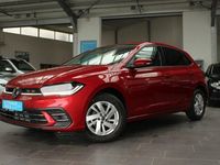 Gebraucht VW Polo Style 95 PS (69 kW) 2024 Rot Limousine