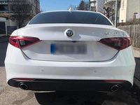 Gebraucht Alfa Romeo Giulia Super 180 PS (132 kW) 2016 Weiß Limousine