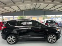 Gebraucht Ford Kuga Vignale 179 PS (131 kW) 2017 Schwarz SUV