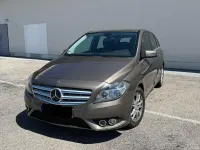 Używany Mercedes B180 109 KM (80 kW) 2013 Szary Minivan