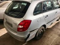 Gebraucht Skoda Fabia 69 PS (50 kW) 2010 Silber Kleinwagen