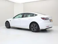 Gebraucht Tesla Model 3 Standard Range 225 kW (306 PS) 2020 Weiß Limousine