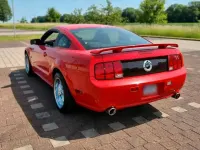 Gebraucht Ford Mustang GT 305 PS (224 kW) 2006 Rot Coupé
