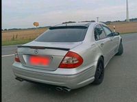 Gebraucht Mercedes E240 177 PS (130 kW) 2002 Silber Limousine