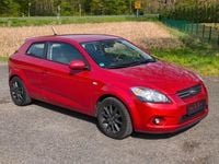 Gebraucht Kia ProCeed LX 126 PS (92 kW) 2011 Infra red Kleinwagen