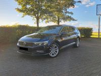 Gebraucht VW Passat Elegance 150 PS (110 kW) 2020 Schwarz Kombi