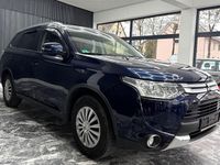 Gebraucht Mitsubishi Outlander Plus 150 PS (110 kW) 2014 Blau SUV