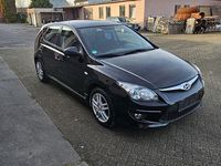 Gebraucht Hyundai i30 Edition 90 PS (66 kW) 2012 Schwarz Limousine