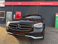 Gebraucht Mercedes E300 Avantgarde 194 PS (142 kW) 2022 Schwarz Kombi