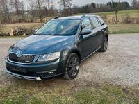 Gebraucht Skoda Octavia 184 PS (135 kW) 2015 Grau Kleinwagen