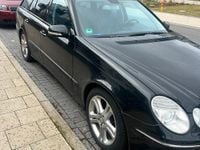Gebraucht Mercedes E220 170 PS (125 kW) 2009 Schwarz Kombi