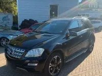 Gebraucht Mercedes ML300 Sport 204 PS (150 kW) 2010 Schwarz SUV